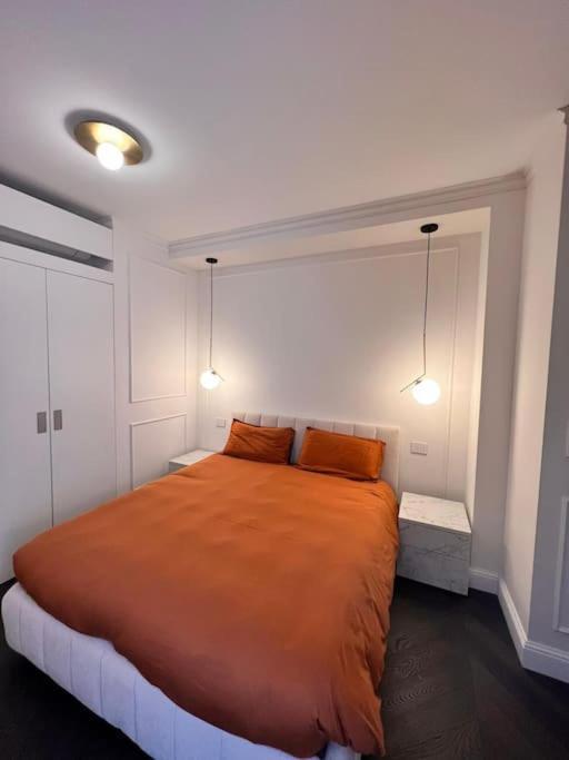 Elegante Appartamento In Zona Tortona-Solari Milan Luaran gambar